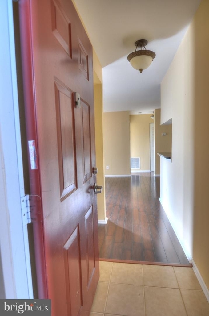 1793 Jonathan Way #1793-l - Photo 2