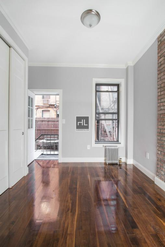 434 West 52nd Street - Photo 4