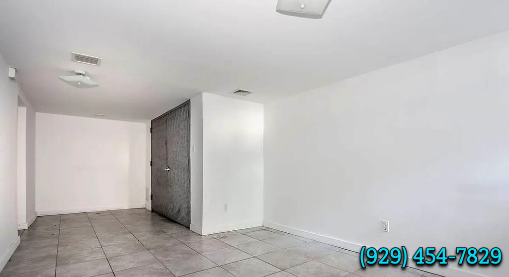 393 Greene Avenue - Photo 10