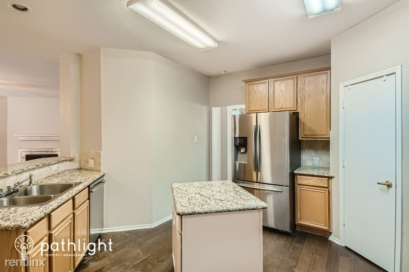 1700 Yosemite Drive Unit - Photo 8