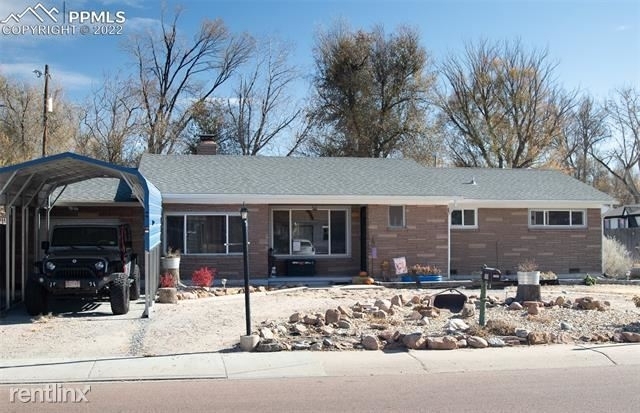 1501 R Widefield Drive - Photo 3