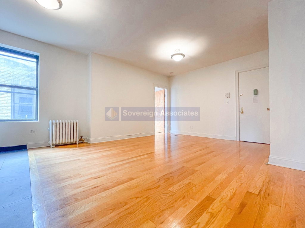 615 Fort Washington Avenue - Photo 10