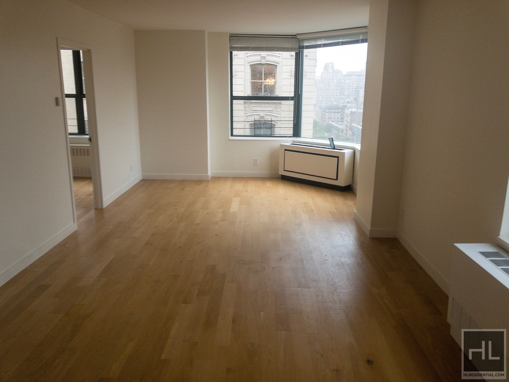 West 87th Street - Photo 2