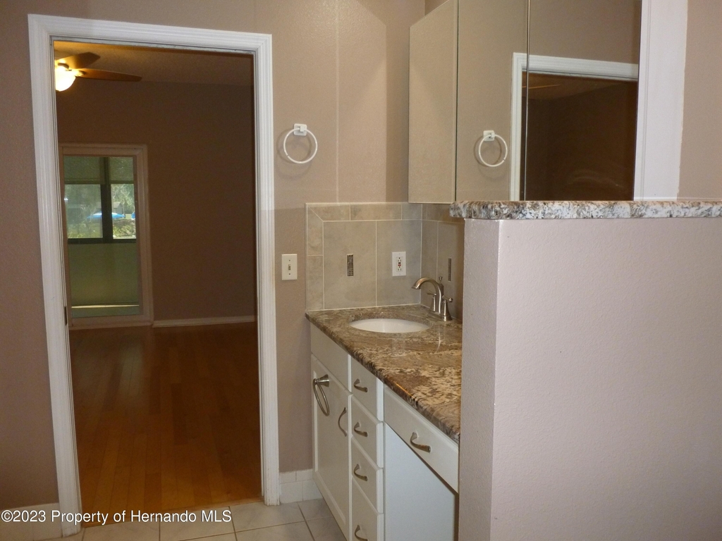 6451 River Lodge Lane - Photo 17