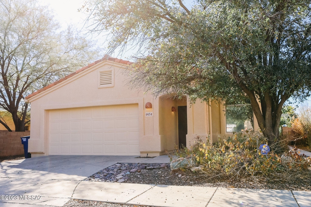 1651 N Pima Court - Photo 0