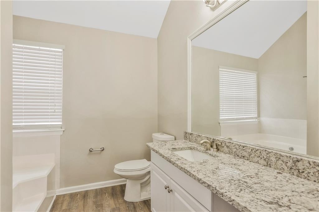 2801 Knoll View Place - Photo 6