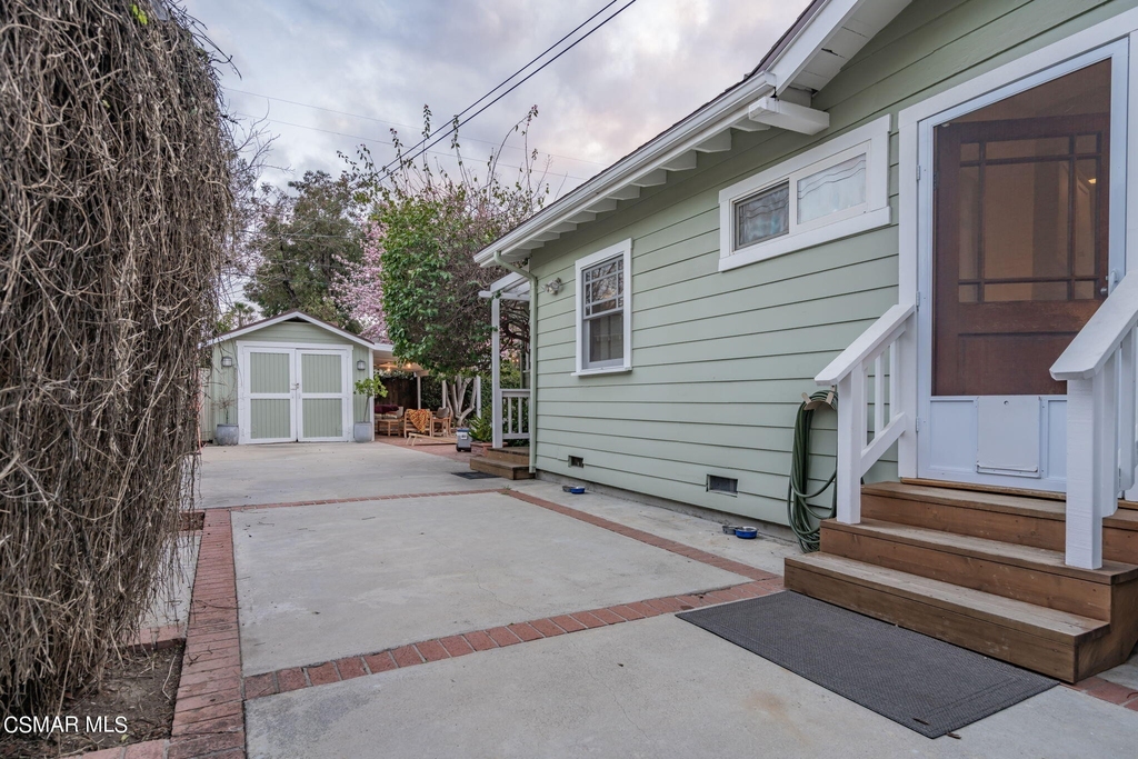 22030 Velicata Street - Photo 48