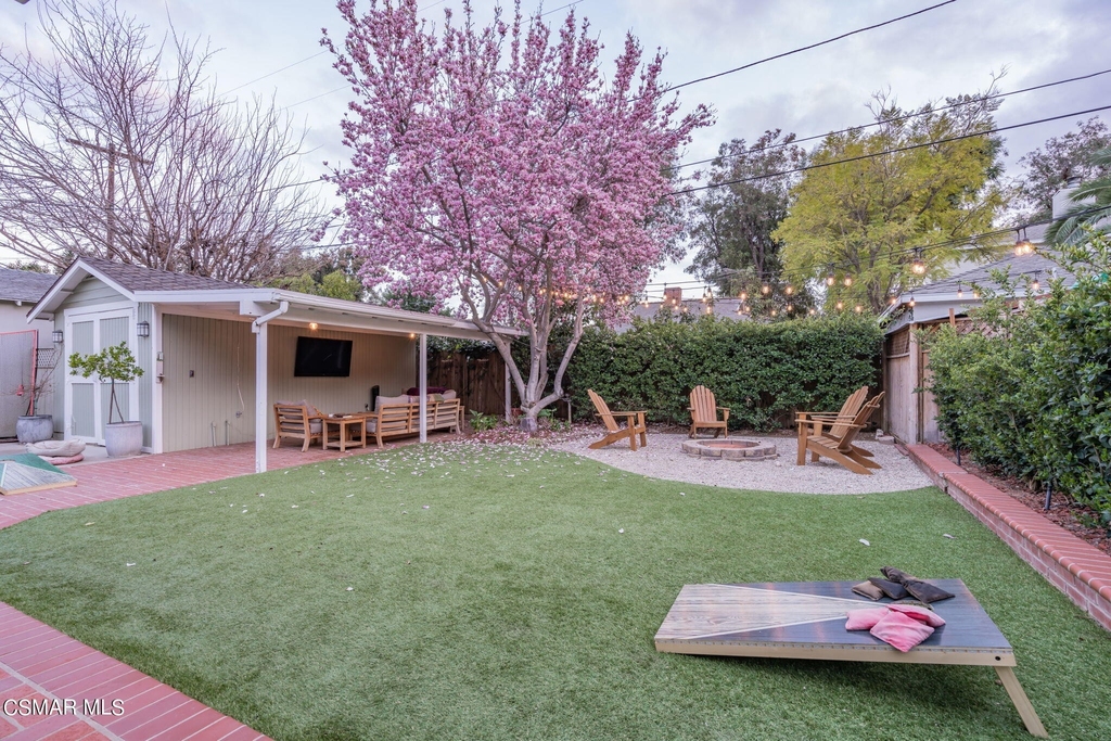 22030 Velicata Street - Photo 43