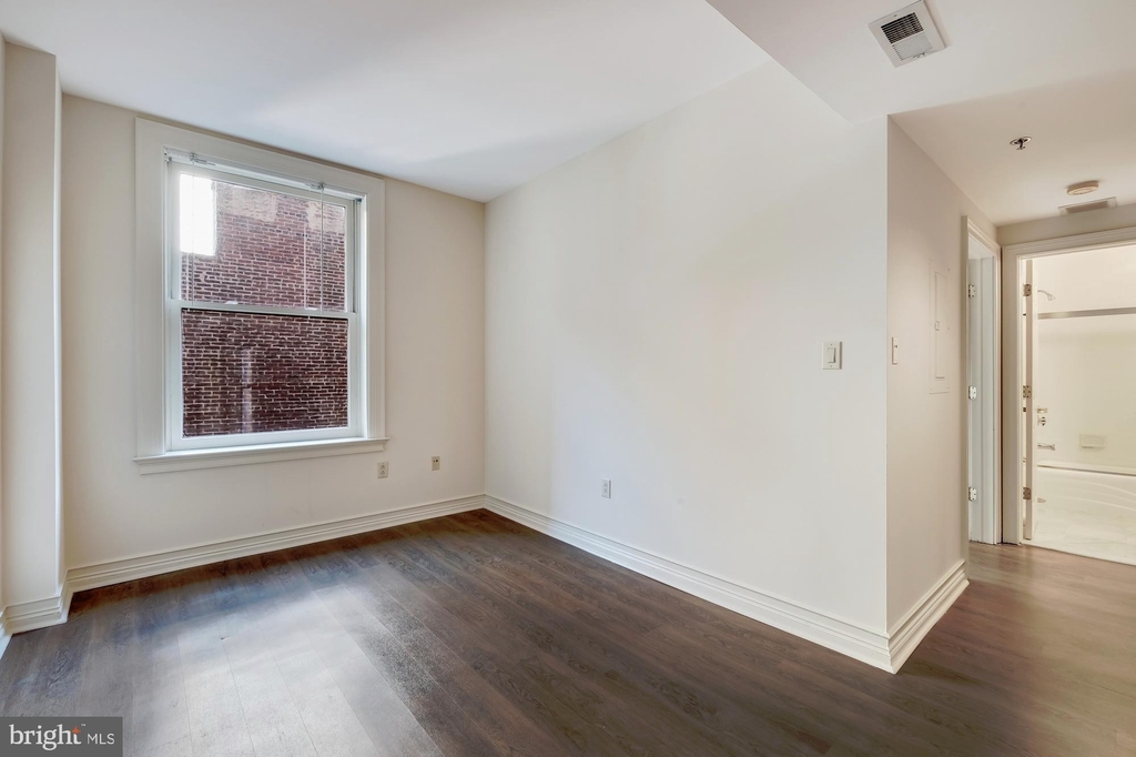 1700 Walnut Street - Photo 4