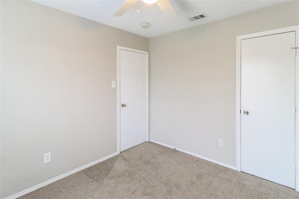 1373 Honeysuckle Lane - Photo 10