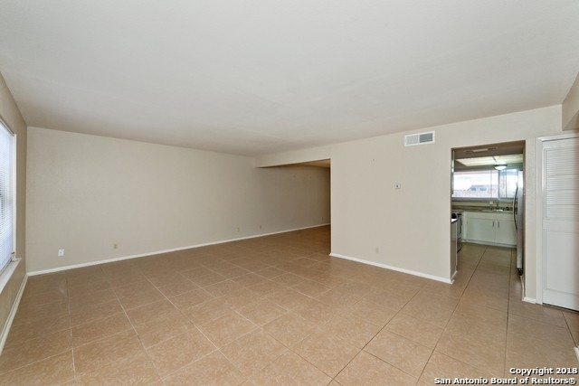 6602 Crown Ridge Dr - Photo 4