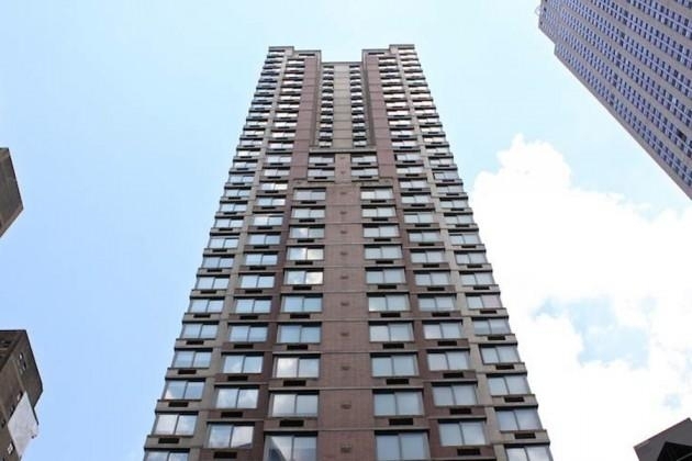 West 33rd Street - Photo 12