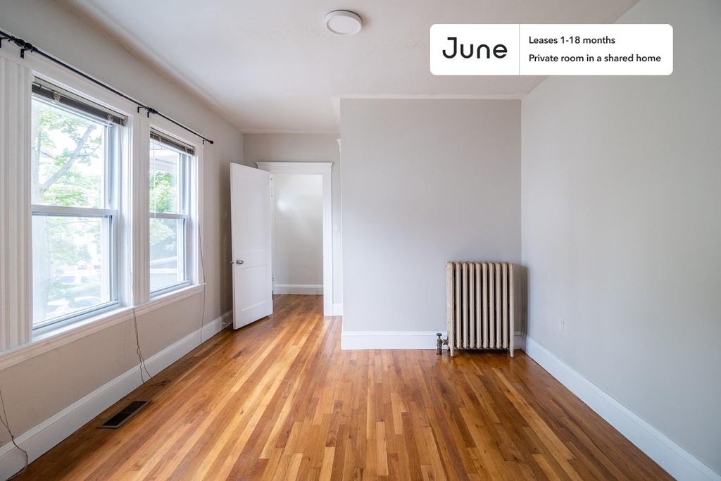 122 Hillside Street - Photo 2