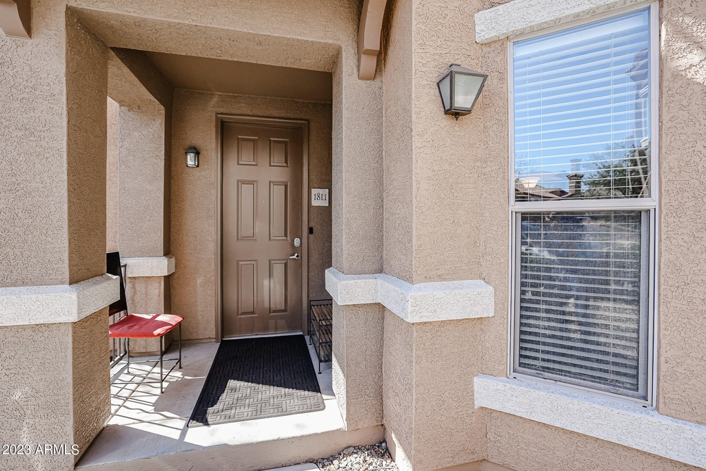 14250 W Wigwam Boulevard - Photo 5