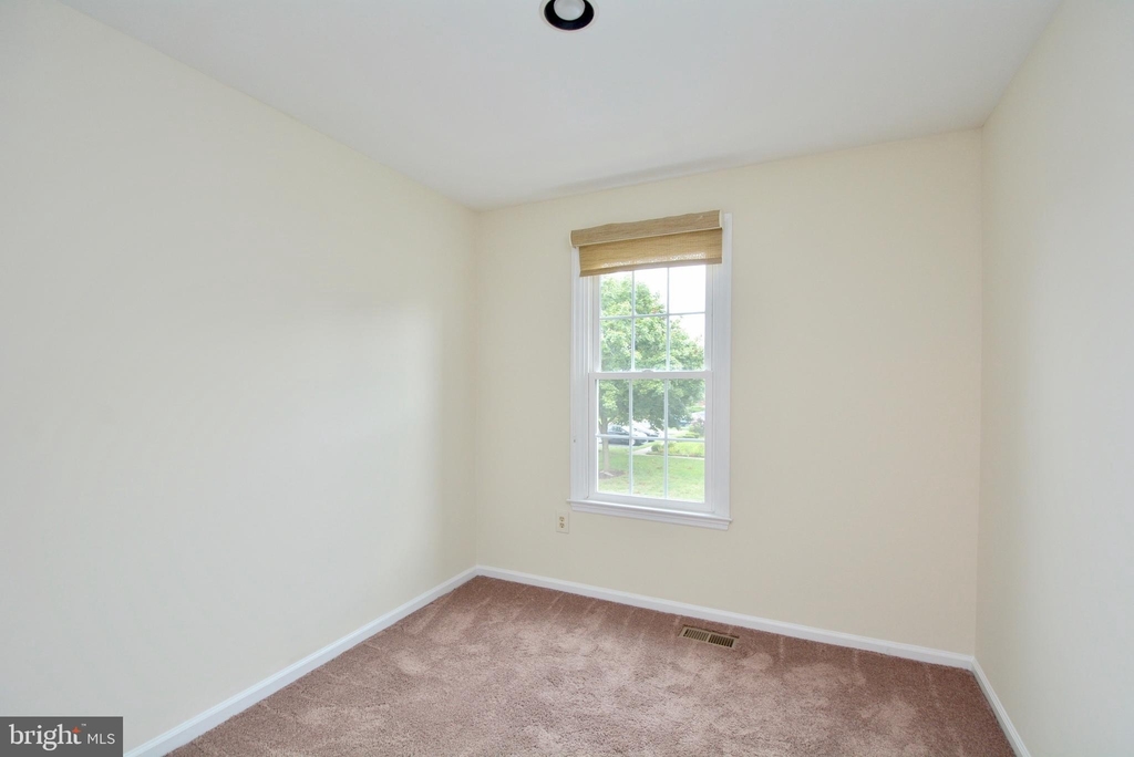 6155 Summer Park Lane - Photo 19