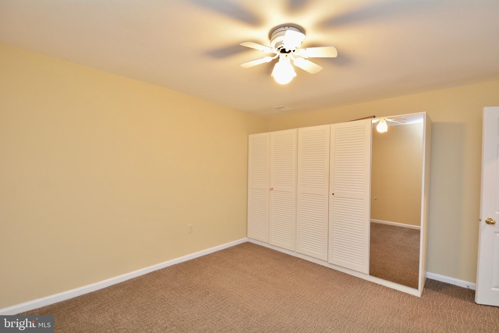 6155 Summer Park Lane - Photo 37