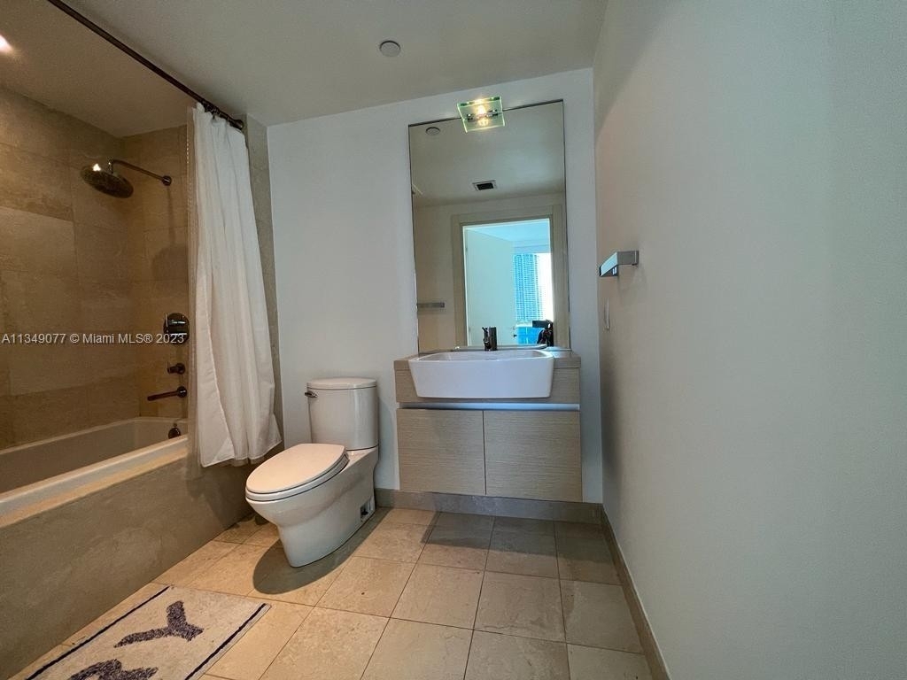 200 Biscayne Boulevard Way - Photo 5