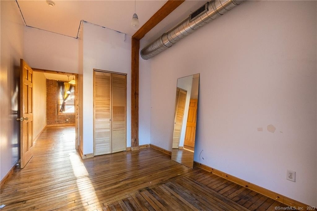 325 Lafayette Street - Photo 11