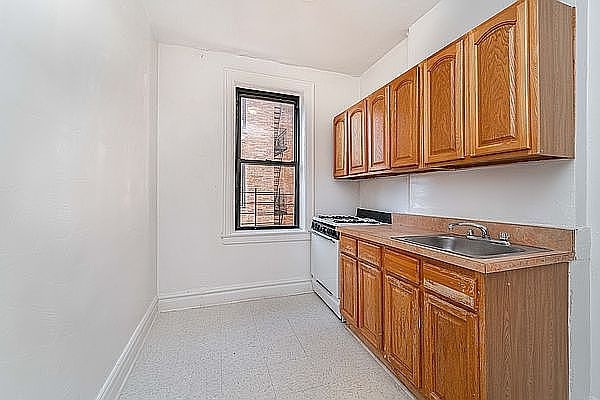 26-80 30th Street - Photo 6
