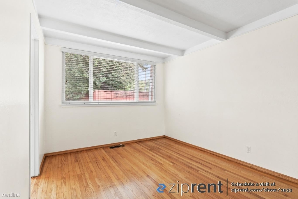 731 Iris Avenue - Photo 12