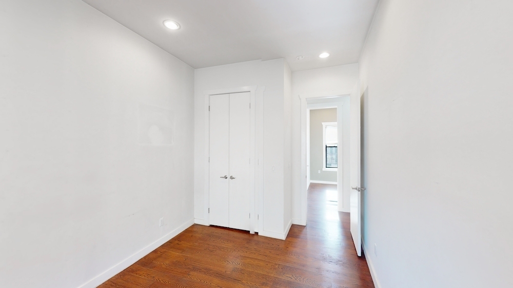 410 Eastern Parkway - Photo 3