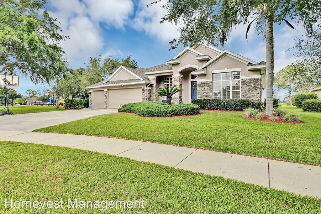 12146 Windermere Crossing Circle - Photo 1