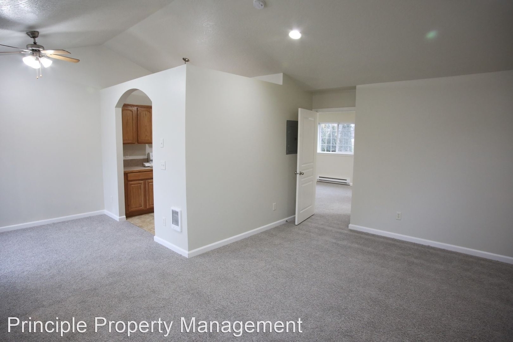 2954 Matt Drive - Photo 6