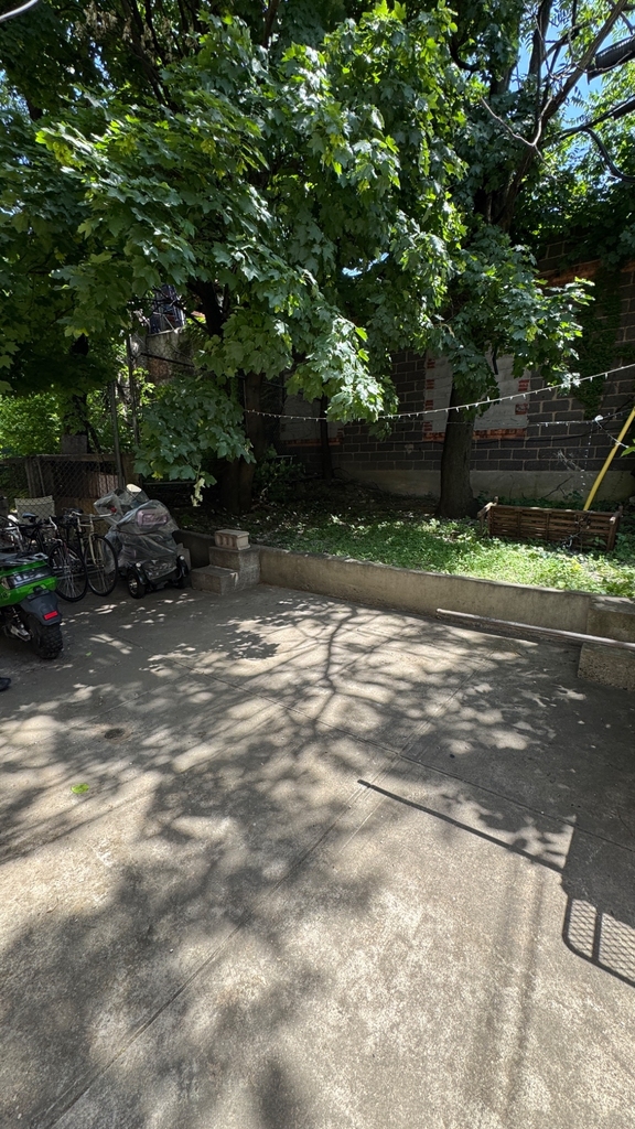1564 Pacific Street - Photo 10