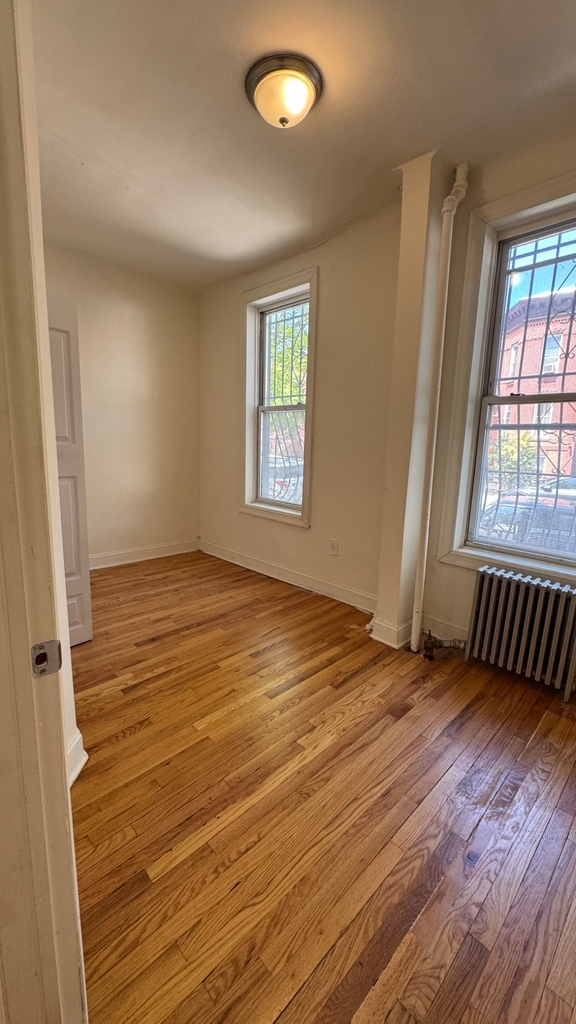 1564 Pacific Street - Photo 8