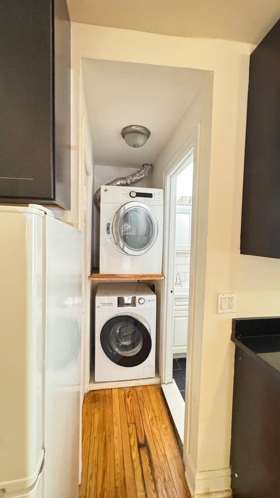 1564 Pacific Street - Photo 3