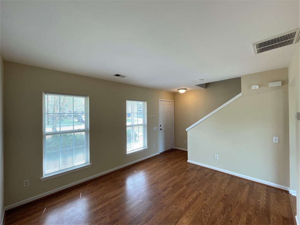 2418 Mulberry Pond Drive - Photo 2