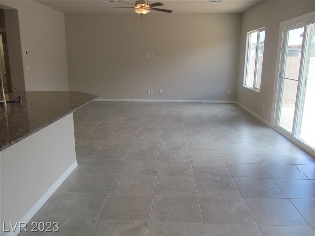 8324 South Miller Lane - Photo 1