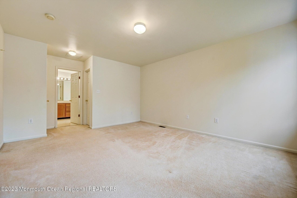 54 Waterford Avenue - Photo 26