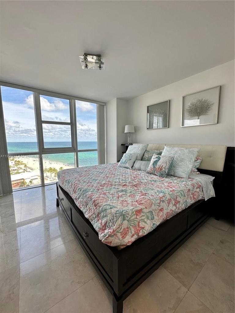 18201 Collins Ave - Photo 14