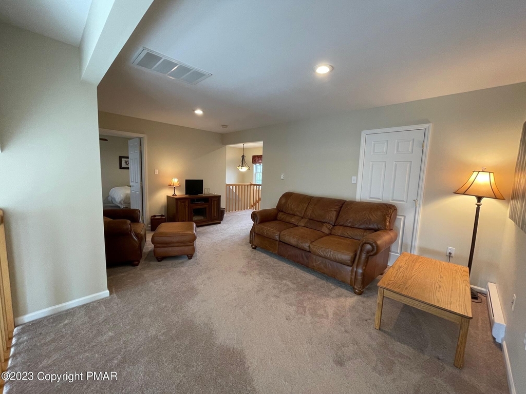 317 Valley View Drive - Photo 27
