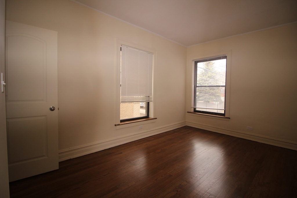 1163 E 52nd Street - Photo 13