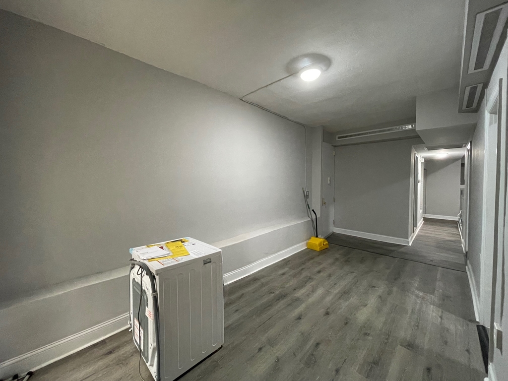 2172 Amsterdam Avenue - Photo 0