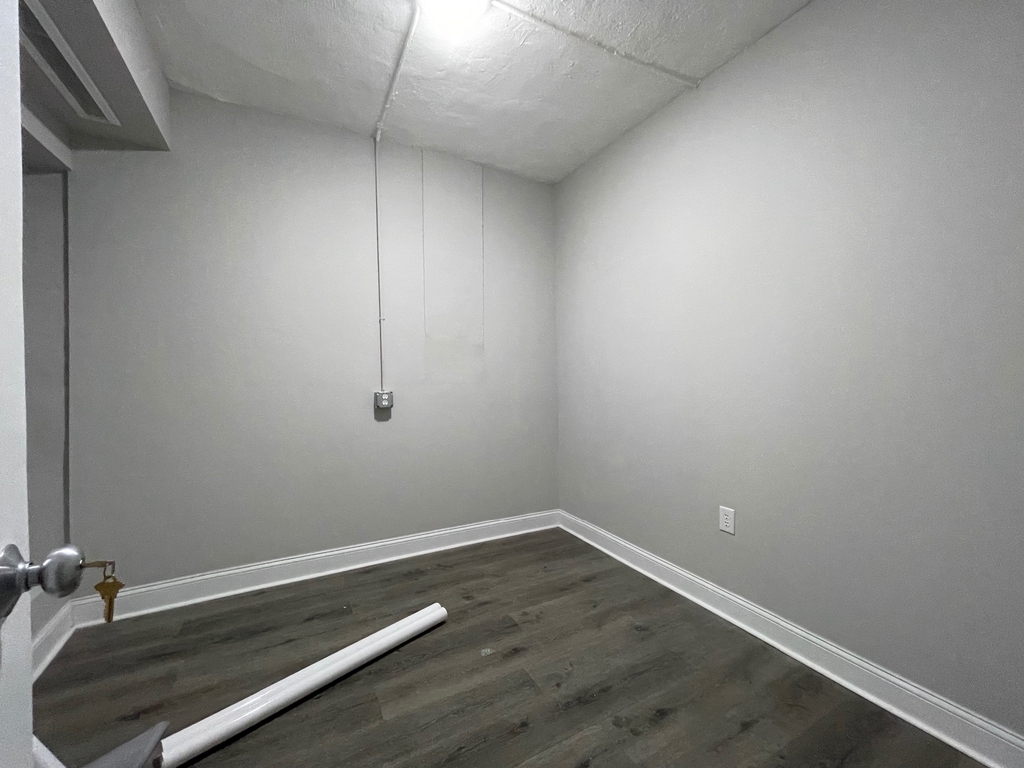 2172 Amsterdam Avenue - Photo 6