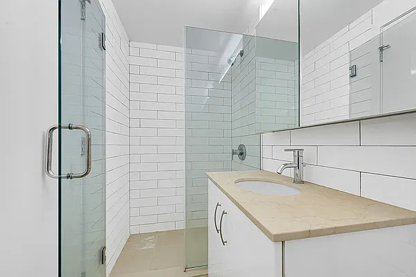 167 Ludlow Street - Photo 3