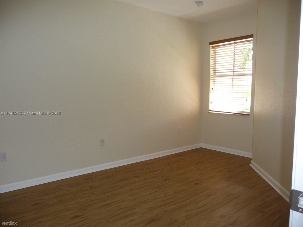 2642 Sw 82nd Ave # 102 - Photo 0