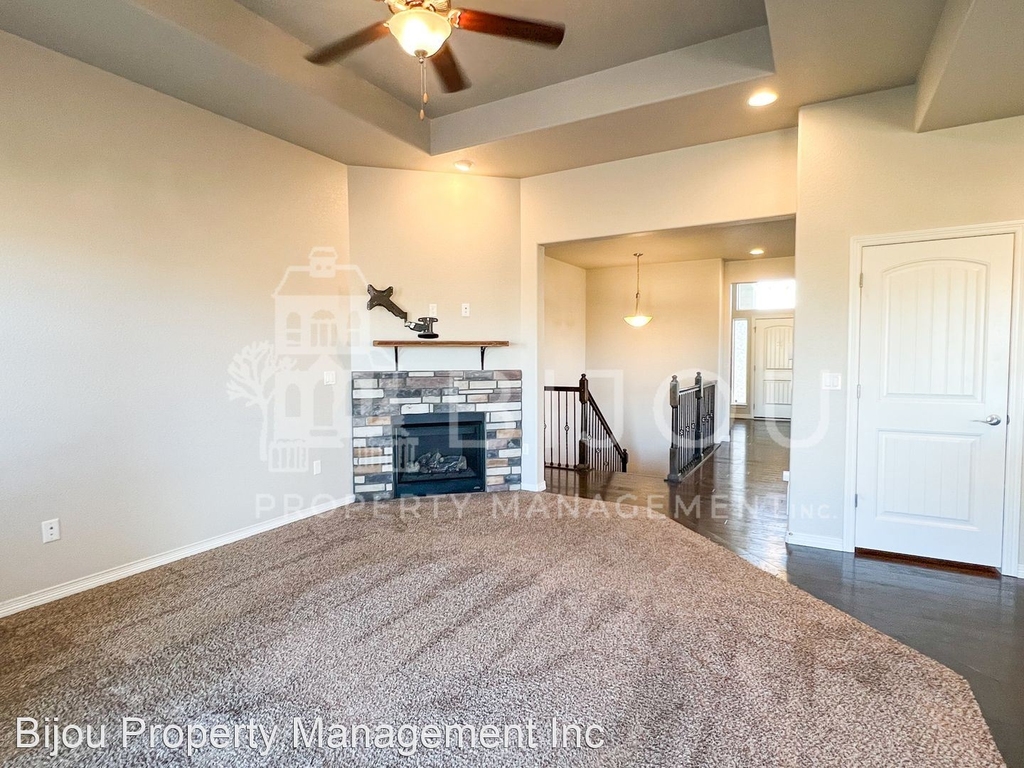 10660 Desert Bloom Way - Photo 10