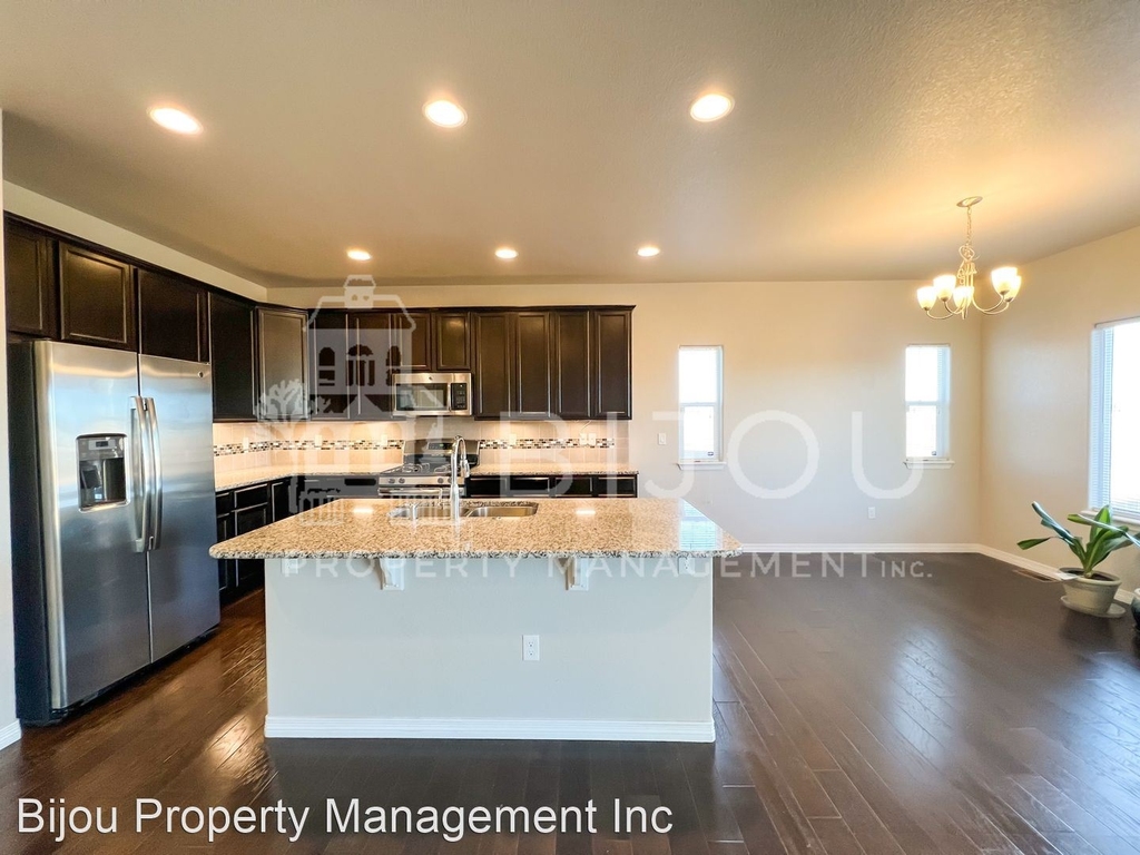 10660 Desert Bloom Way - Photo 13