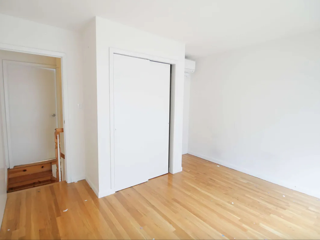 128 East 85th Street - Photo 12