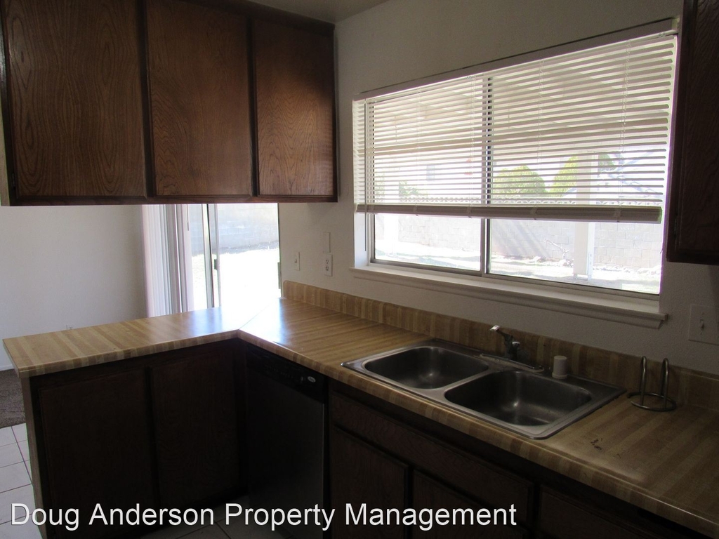 43001 Lemonwood Drive - Photo 11