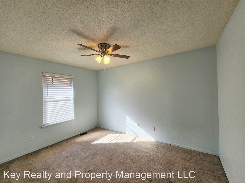 7528 Nw 116th Street - Photo 22