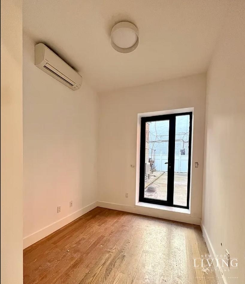 435 Dekalb Avenue - Photo 4