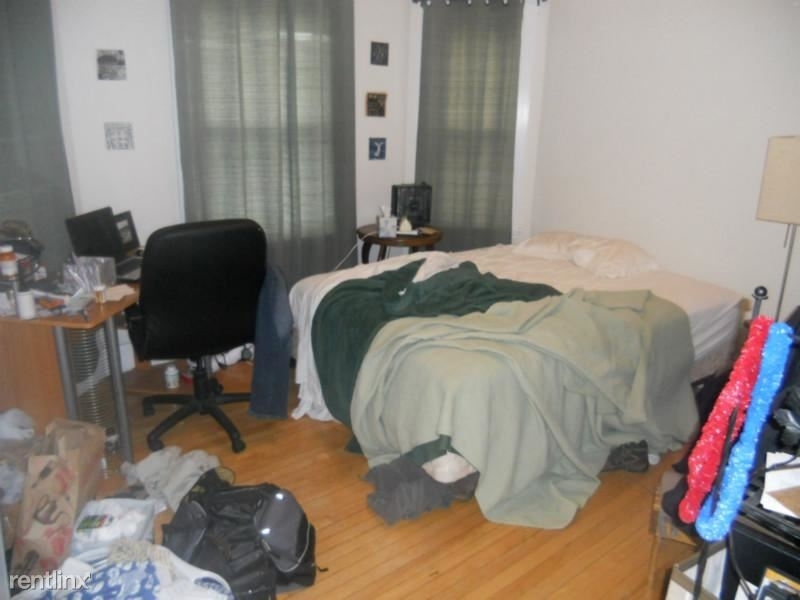 335 Faneuil St Apt 2d - Photo 3