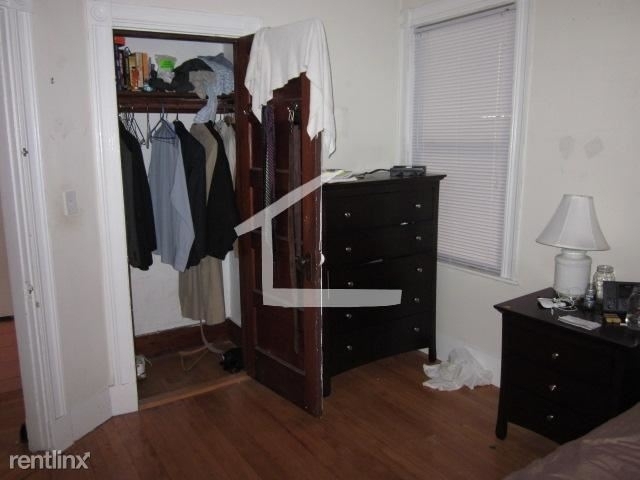 335 Faneuil St Apt 2d - Photo 8