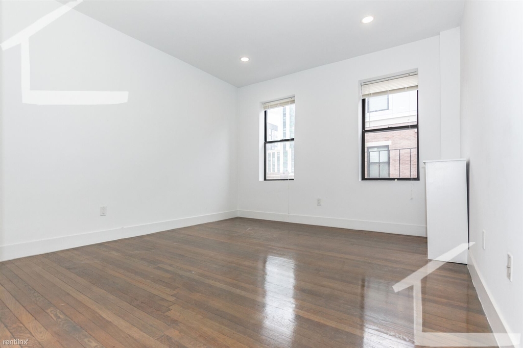 11 Queensberry St Apt 29 - Photo 5