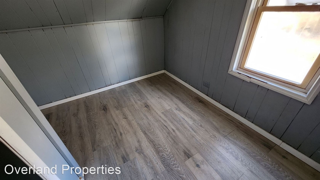 3777 Irving Park Ave - Photo 7